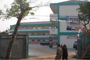 Pembangunan Gedung SMP Auliya Pondok Aren 3